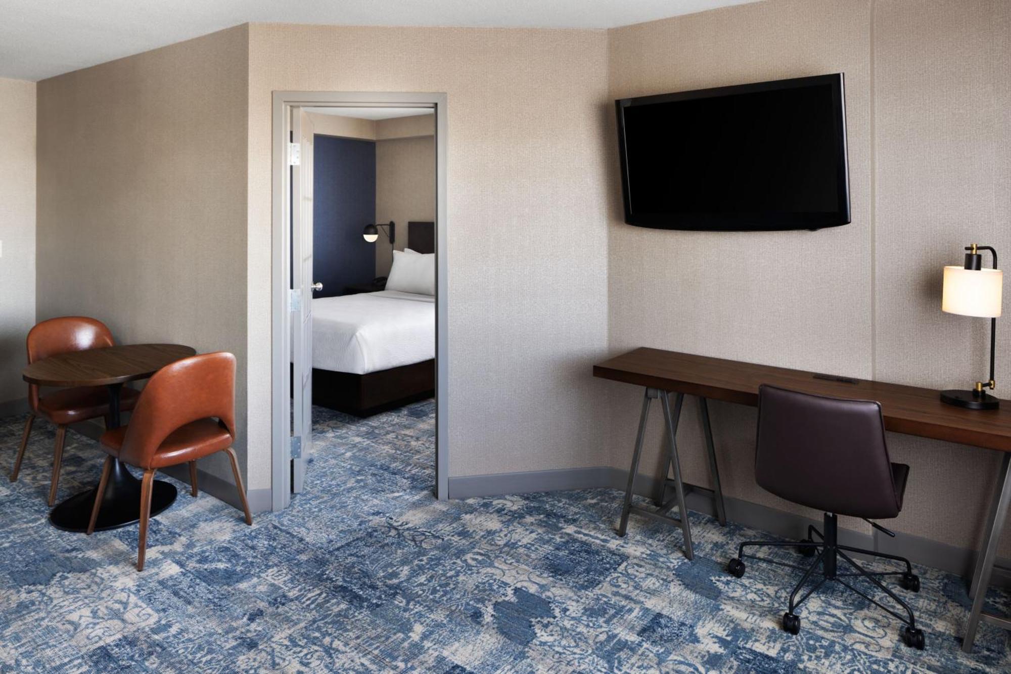 Four Points By Sheraton Edmonton South Luaran gambar