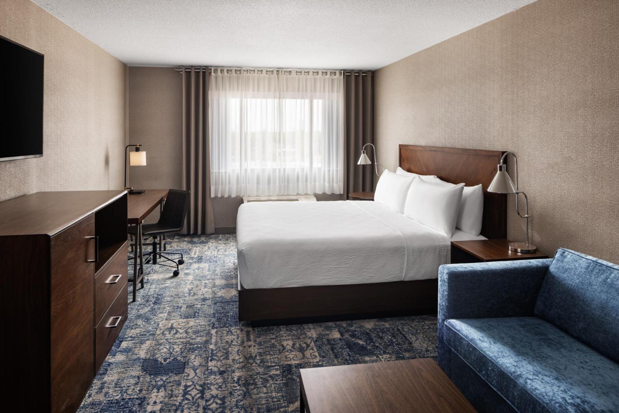 Four Points By Sheraton Edmonton South Luaran gambar