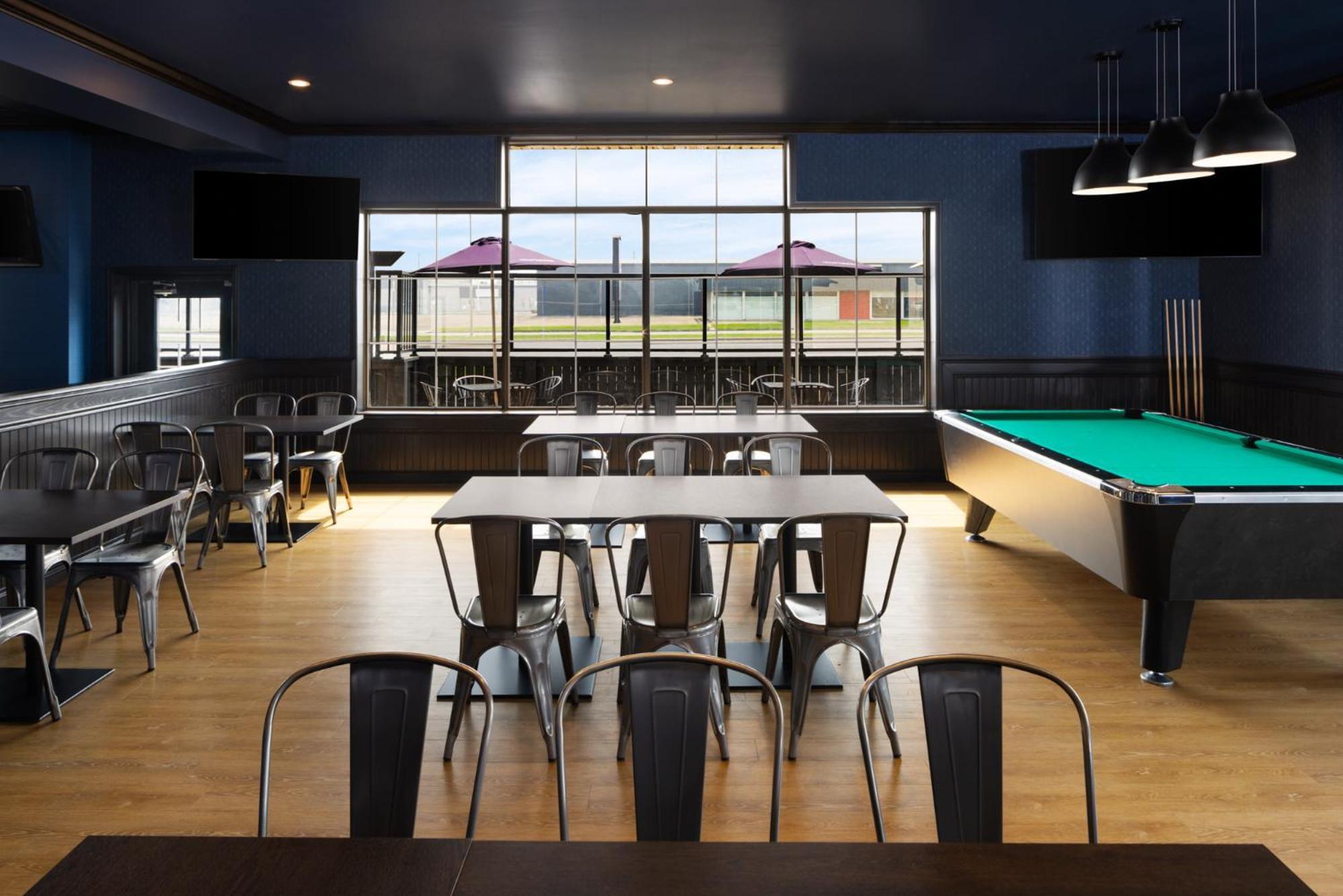 Four Points By Sheraton Edmonton South Luaran gambar
