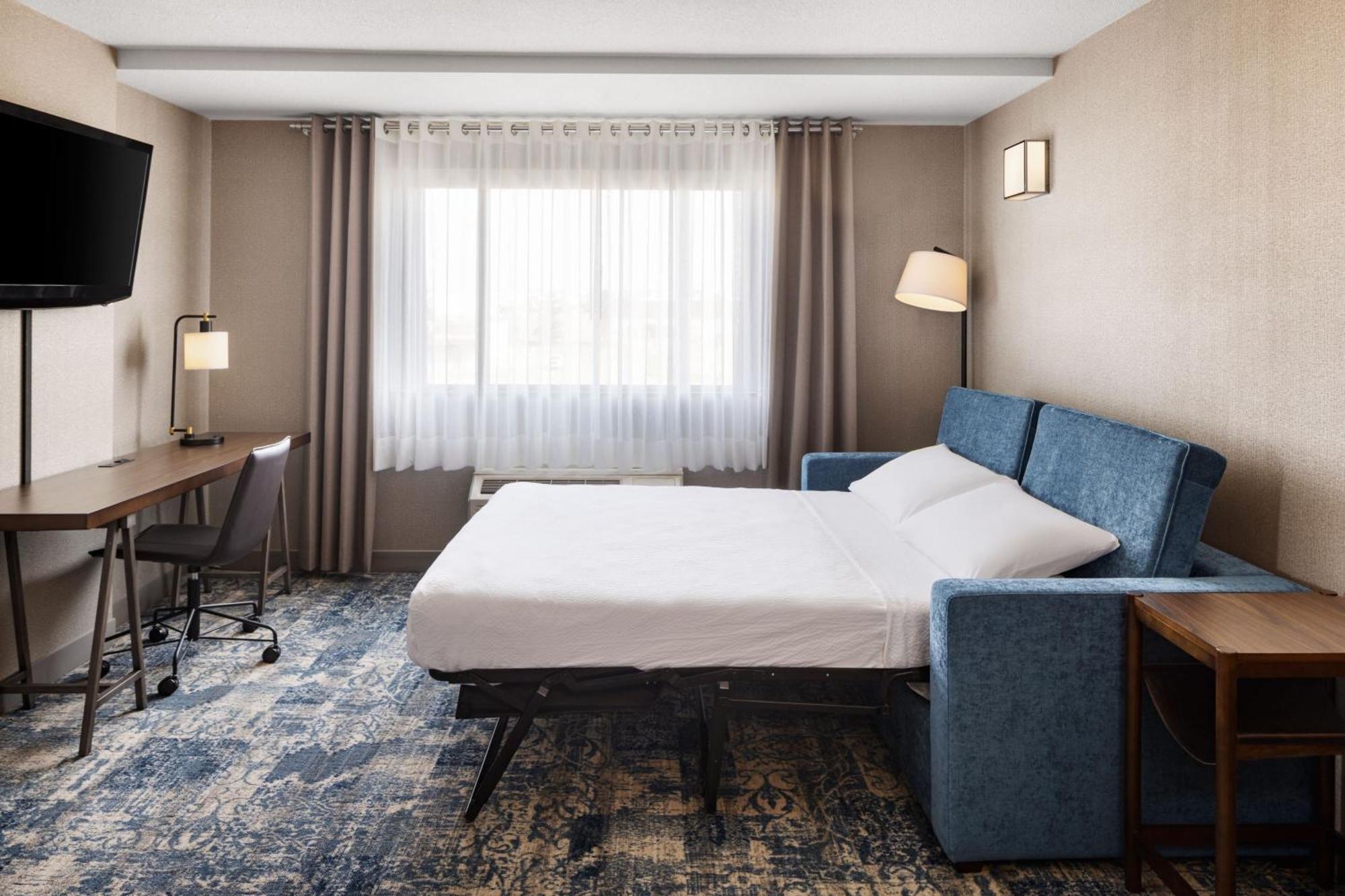 Four Points By Sheraton Edmonton South Luaran gambar