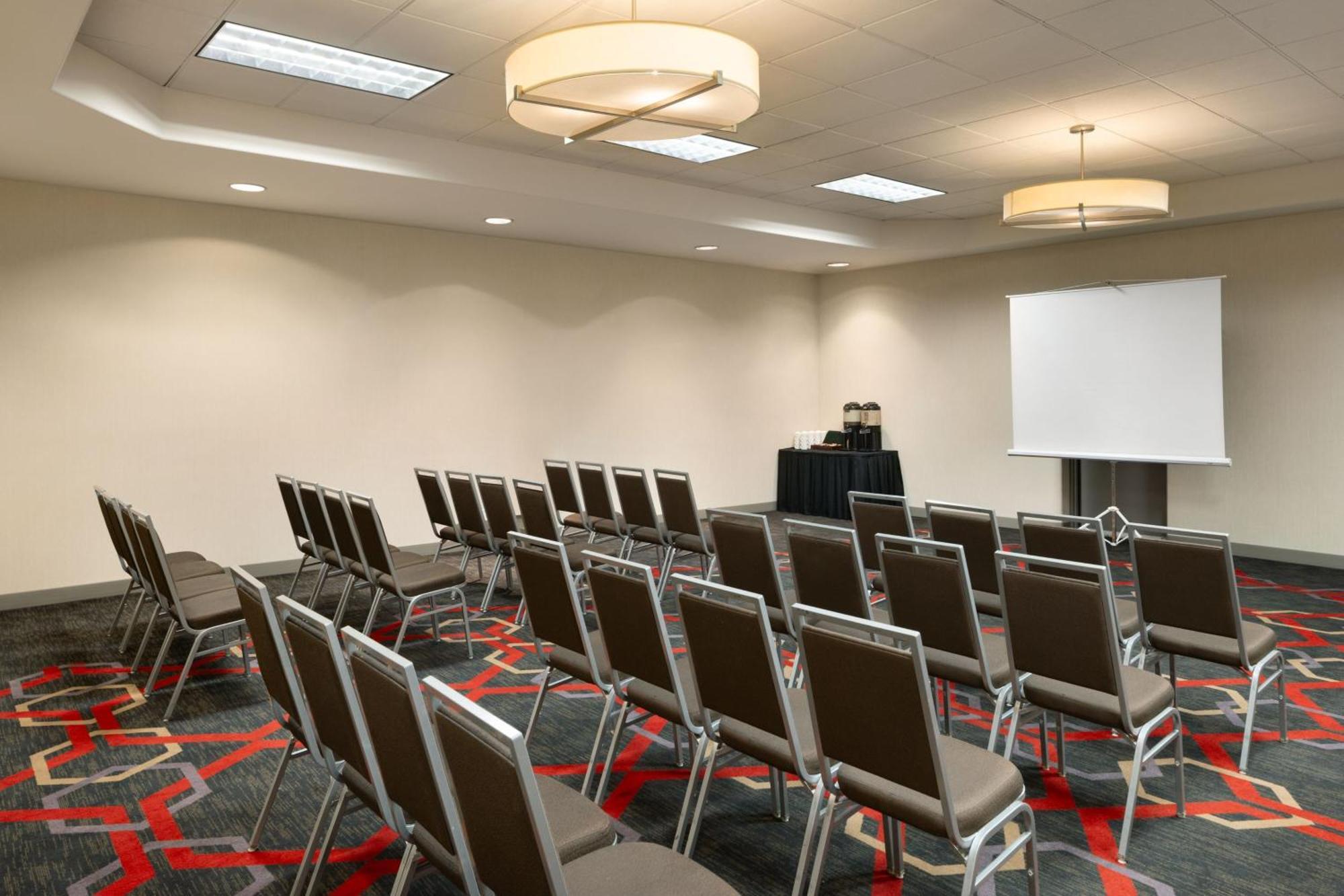 Four Points By Sheraton Edmonton South Luaran gambar