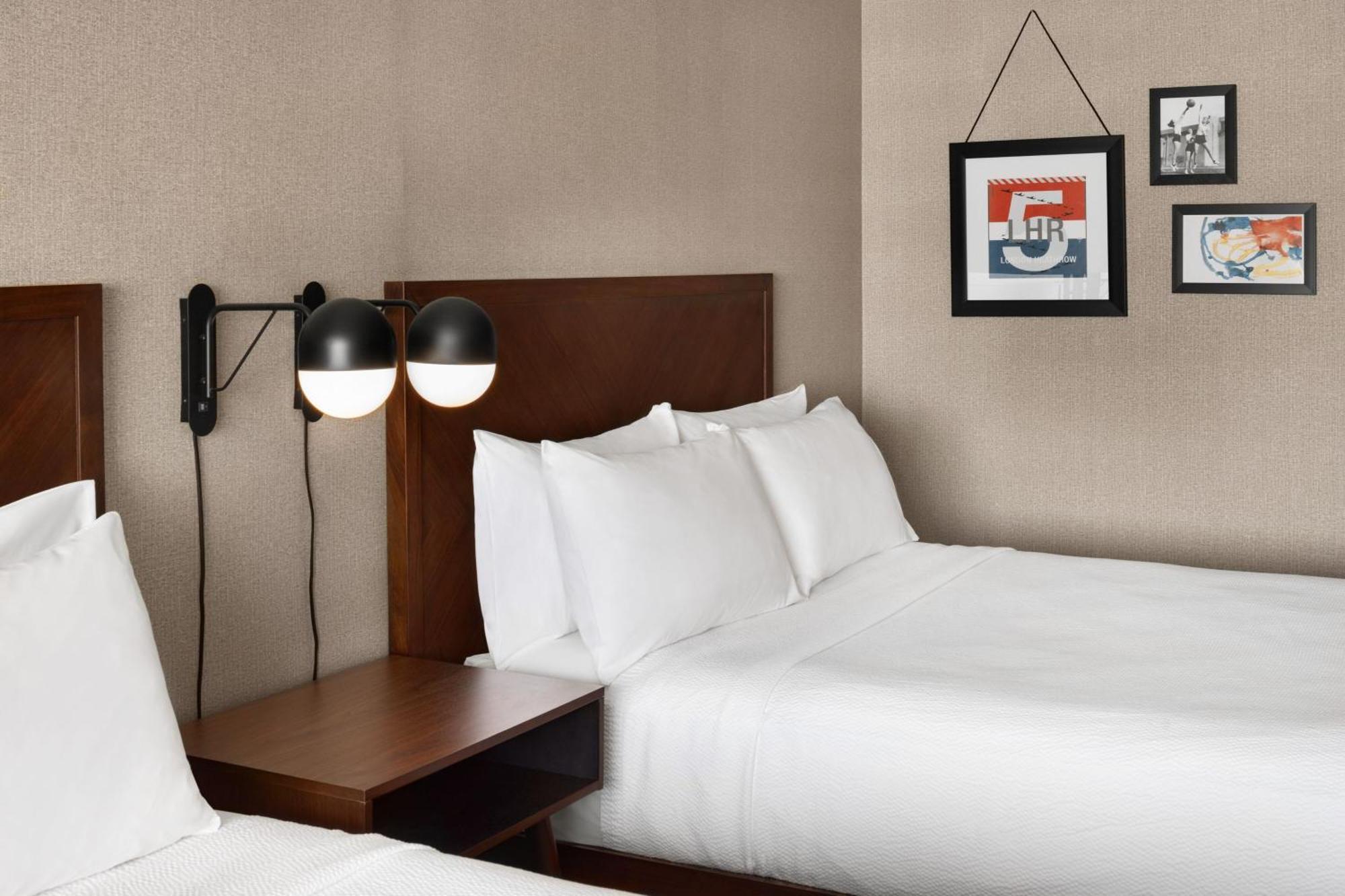 Four Points By Sheraton Edmonton South Luaran gambar