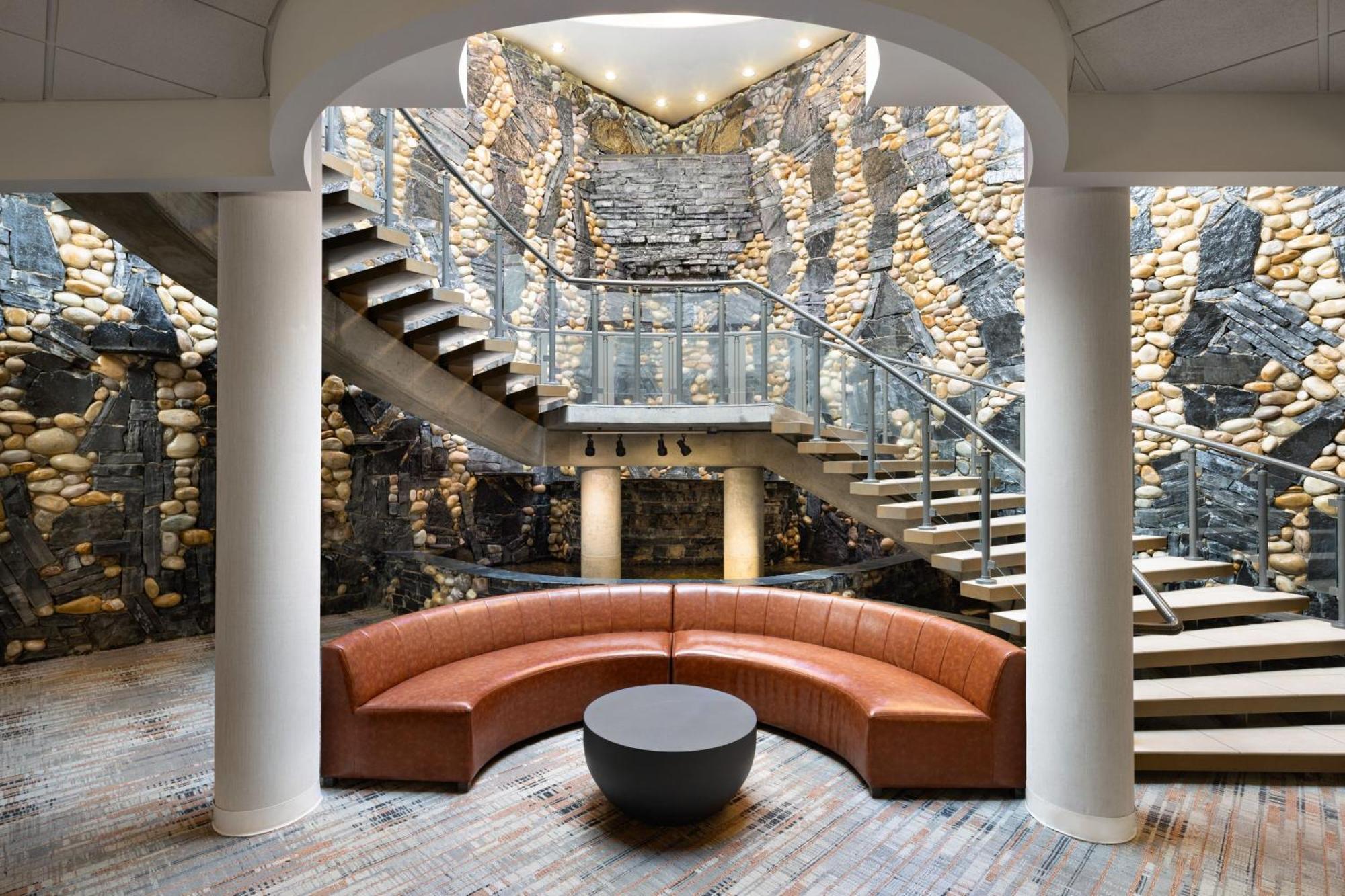 Four Points By Sheraton Edmonton South Luaran gambar