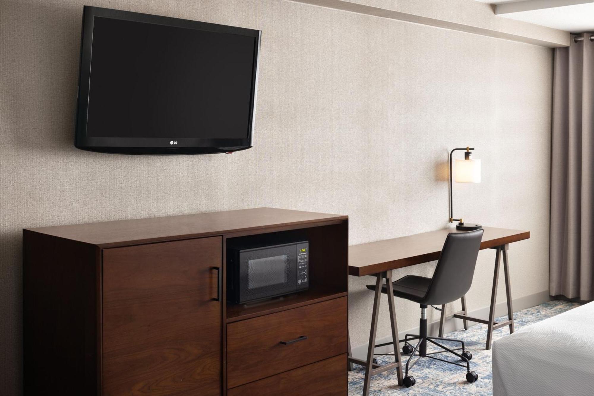 Four Points By Sheraton Edmonton South Luaran gambar