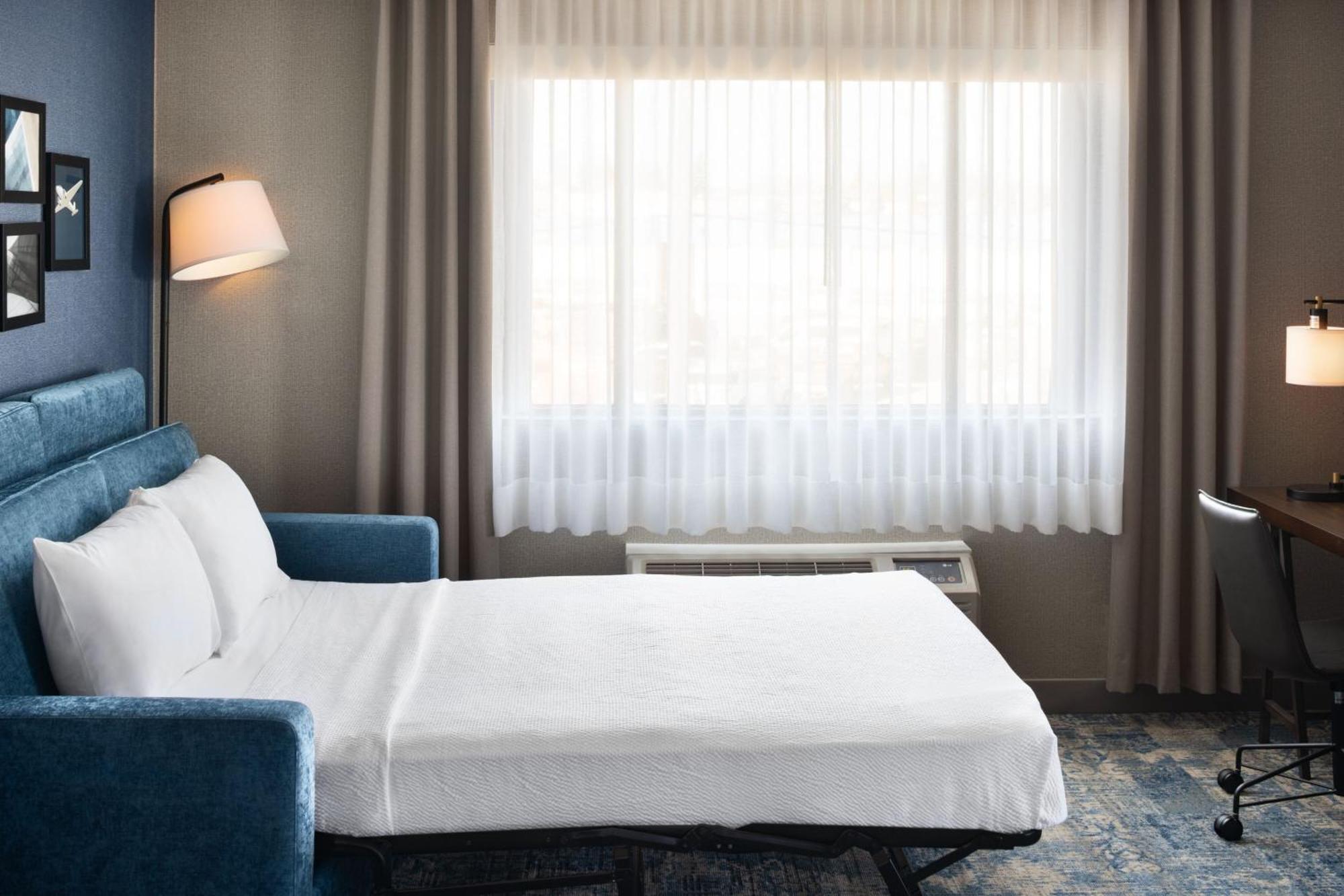 Four Points By Sheraton Edmonton South Luaran gambar