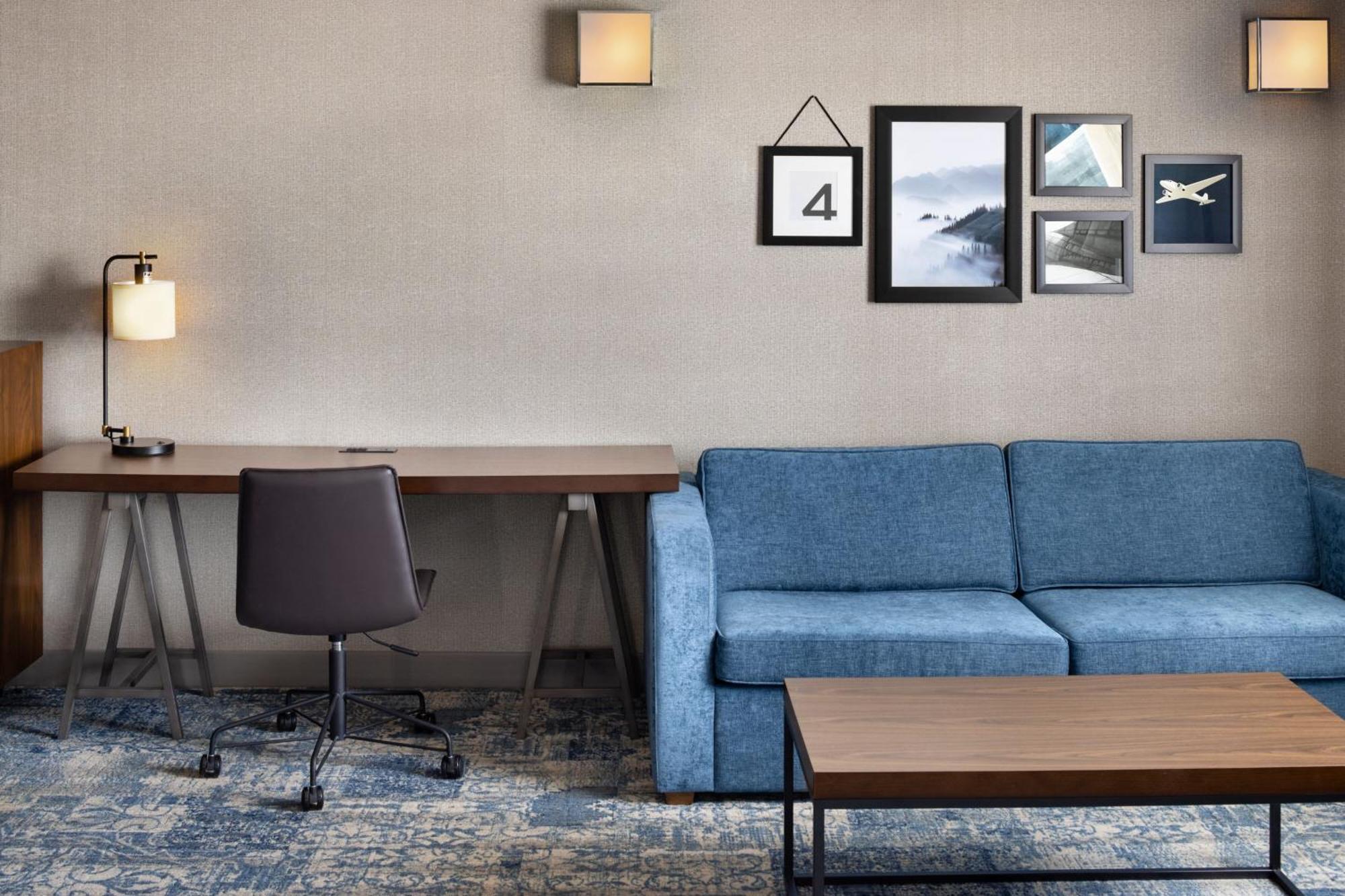 Four Points By Sheraton Edmonton South Luaran gambar