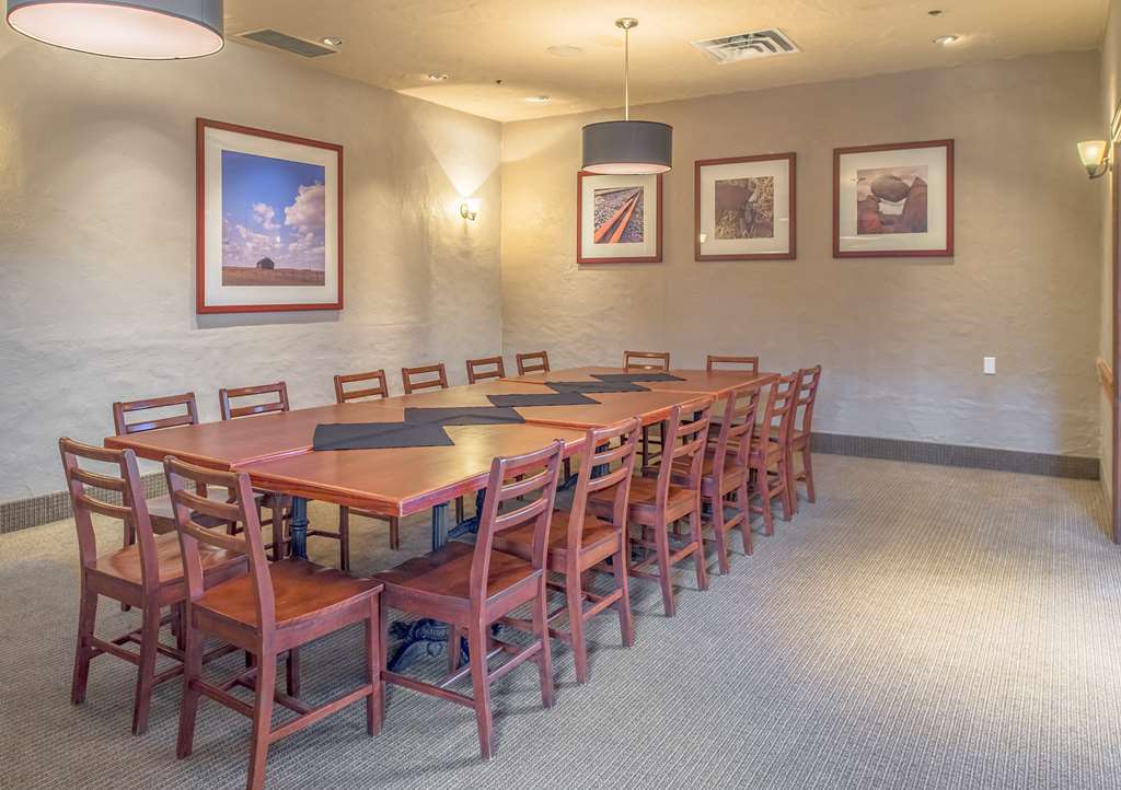 Four Points By Sheraton Edmonton South Restoran gambar